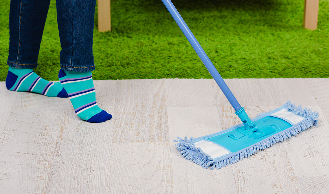 Carpet vs LVP Cost: Cleaning, Replacement Cycle & Commercial TCO Model Explained