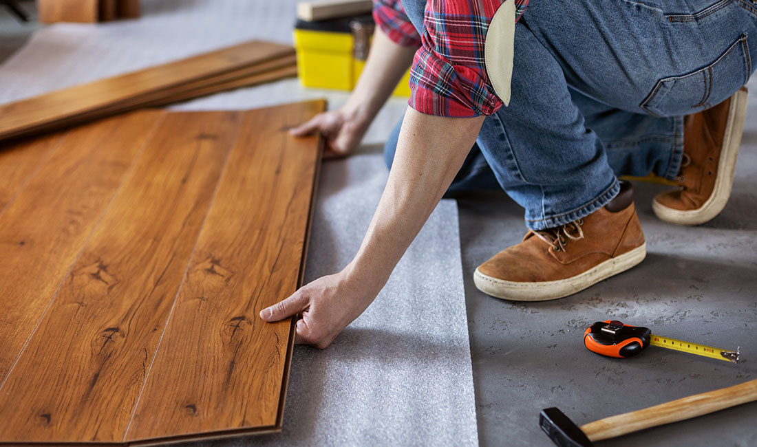 Glue-Down LVT vs SPC Click Flooring: Demands of Large-Scale Commercial Projects